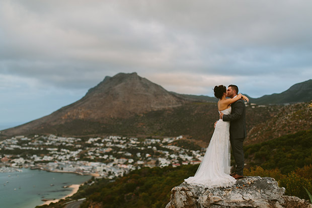 Spectacular Wedding Couple Shot with Ocean and Mountain in Backdrop at Blue Horizon Estate Wedding Venue Cape Town